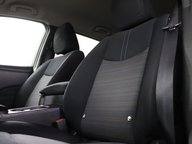 Nissan LEAF LAUNCH EDITION 35