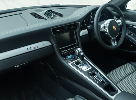 Porsche 911 50TH ANNIVERSARY EDITION (991) 16