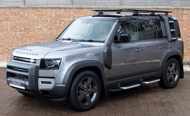 Land Rover Defender 110 HSE D240 6