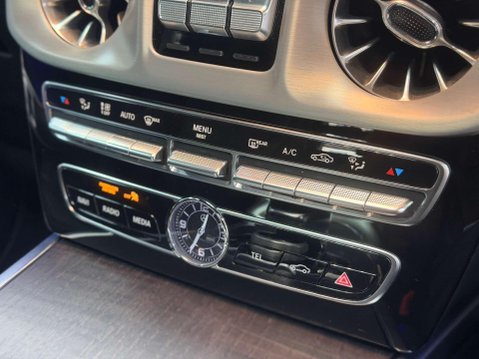 Mercedes-Benz G Class 2.9 G400d AMG Line (Premium Plus) SUV 5dr Diesel G-Tronic 4MATIC Euro 6 (s/ 62