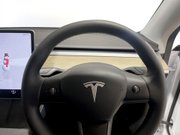 Tesla Model Y SUV 5dr Electric Auto RWD (346 ps) 13