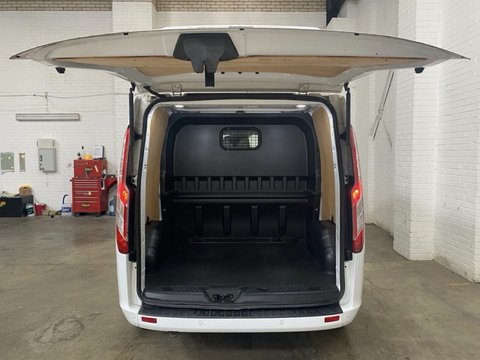 Ford Transit Custom 300 LIMITED DCIV ECOBLUE 6