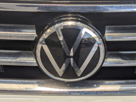 Volkswagen Tiguan 1.5 Tiguan R-Line TSi Semi-Auto 5dr 22