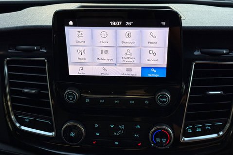 Ford Transit Custom 280 LIMITED ECOBLUE - NO VAT - 1 OWNER—FULL SERVICE HISTORY -APPLE CARPLAY  26
