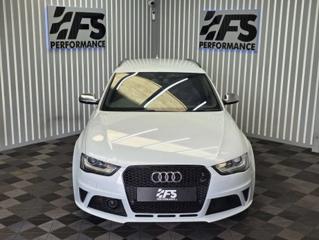 Audi RS4 4.2 FSI V8 Estate 5dr Petrol S Tronic quattro Euro 5 (450 ps) 40