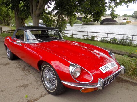 Jaguar E-Type S3 V12 Roadster 76