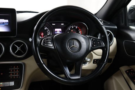 Mercedes-Benz GLA GLA 200 SE 45