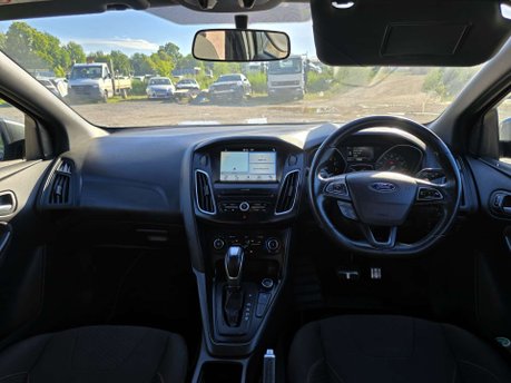 Ford Focus 1.0T EcoBoost ST-Line Hatchback 5dr Petrol Auto Euro 6 (s/s) (125 ps) 6