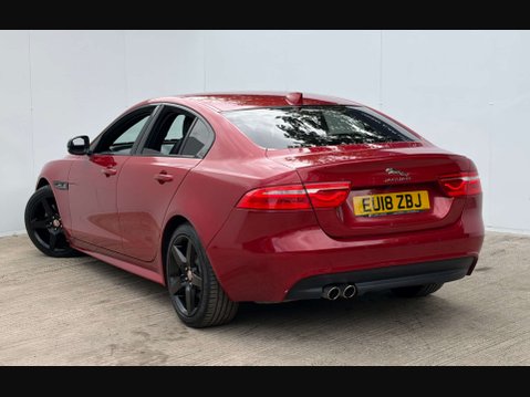 Jaguar XE 2.0 XE R-Sport D Auto 4dr 34