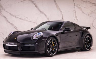 Porsche 911 Turbo S (992) 6