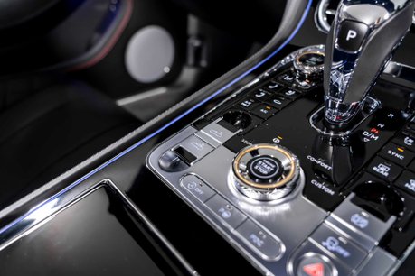 Bentley Continental GTC V8. MULLINER SPEC. DYNAMIC RIDE. ROTATING DISPLAY. CARBON INTERIOR. 39