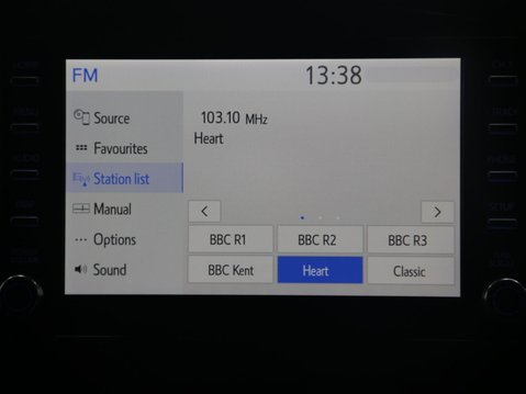 Toyota Aygo X 1.0 VVT-i Edge x-shift Euro 6 (s/s) 5dr 16