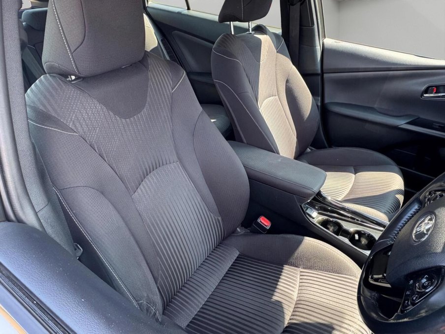 2021 Toyota Prius — image 12
