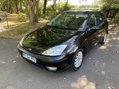 Ford Focus GHIA 12