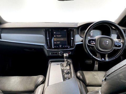 Volvo V90 2.0 D5 PowerPulse R-Design Pro Estate 5dr Diesel Auto AWD Euro 6 (s/s) (235 19