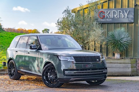 Land Rover Range Rover D300 SE 2