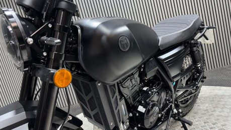 Mutt DRK-01 125 2025 ONLY 129 MILES MOT 2028 MODERN RETRO BIKE 125CC 30