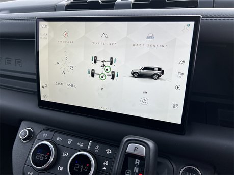 Land Rover Defender V8 70