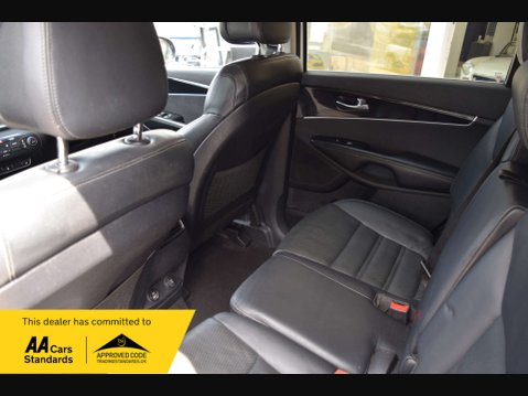Kia Sorento 2.2 Sorento KX-2 CRDi ISG 4x4 4WD 5dr 25