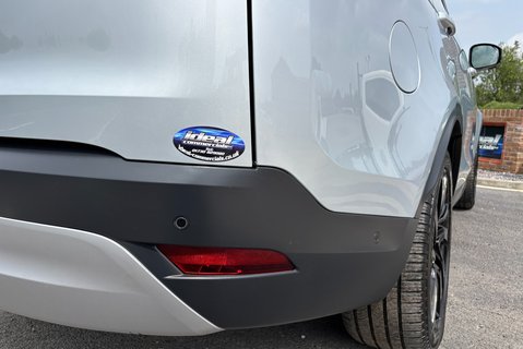 Land Rover Discovery D300 SE MHEV Auto 4WD Euro 6 SUV (300ps) 24