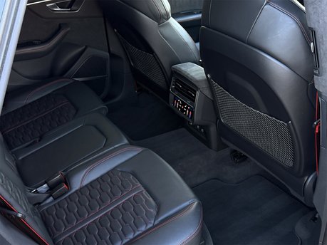 Audi Q8 RS TFSI QUATTRO VORSPRUNG MHEV 47