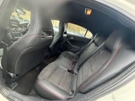 Mercedes-Benz A Class A 200 D AMG LINE PREMIUM 12