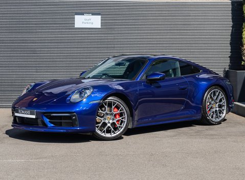 Porsche 911 Carrera S (992) 2