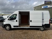 Peugeot Boxer LWB L3H2 Medium Roof Professional Premium Plus 335 SELECT 14