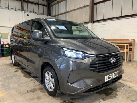 Ford Transit Custom 340 LIMITED ECOBOOST KOMBI 3