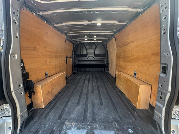 Ford Transit Custom LWB L2H1 Low Roof Limited 300 AirCon Alloys SELECT 9