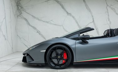 Lamborghini Huracan Spyder LP 640-4 PERFORMANTE 41