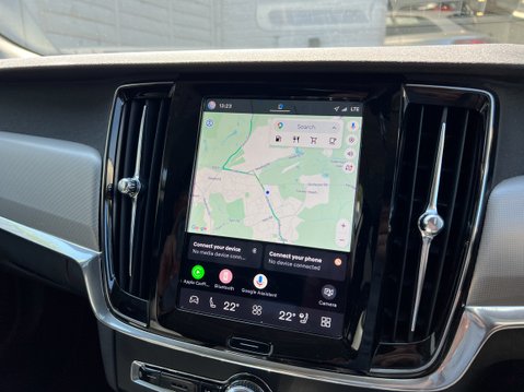 Volvo V90 2.0 B4 MHEV Core Estate 5dr Petrol Hybrid Auto Euro 6 (s/s) (197 ps) 28