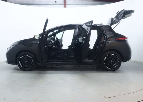 Nissan LEAF Leaf N-Connecta 5dr 53