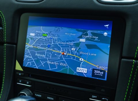 Porsche Cayman GT4 (718) 22