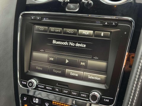 Bentley Flying Spur 4.0 V8 S Saloon 4dr Petrol Auto 4WD Euro 6 (528 ps) 60