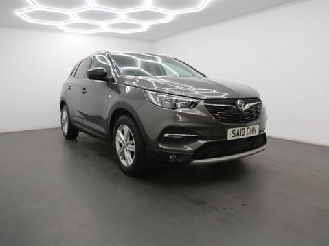 Vauxhall Grandland X 1.2 Turbo Design Line Euro 6 (s/s) 5dr 1