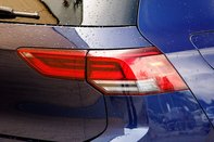 Volkswagen Golf R-LINE TSI 9