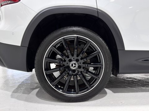 Mercedes-Benz GLB GLB 200 AMG LINE PREMIUM PLUS NIGHT EDITION 54