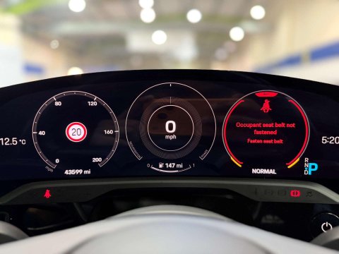 Porsche Taycan Performance Plus 93.4kWh Saloon 4dr Electric Auto RWD (476 ps) 52