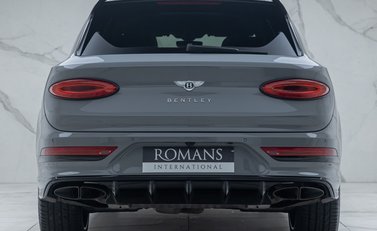 Bentley Bentayga V8 AZURE 8