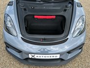 Porsche 718 CAYMAN GT4 RS PDK 101