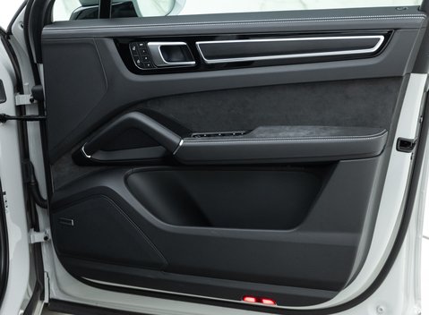 Porsche Cayenne GTS Coupe 22