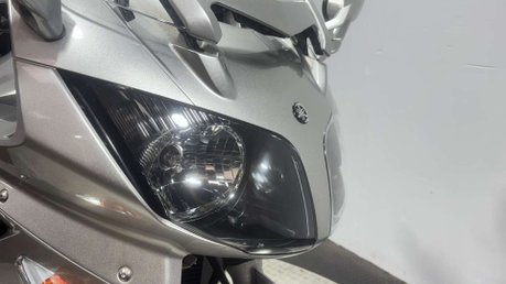 Yamaha FJR1300 ABS 2008 ONLY 22K NEW MOT SERVICED FULL LUGGAGE COMMUTER TOURER BIKE 45