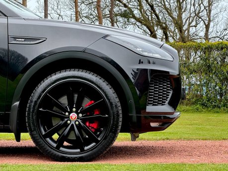 Jaguar E-Pace R-DYNAMIC HSE 27