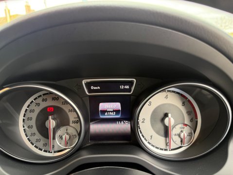 Mercedes-Benz GLA 2.1 GLA200d AMG Line Euro 6 (s/s) 5dr 25