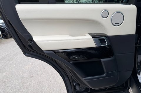 Land Rover Range Rover TDV6 VOGUE SE - TWO OWNERS - CAMBELT CHANGED - TOWBAR 31
