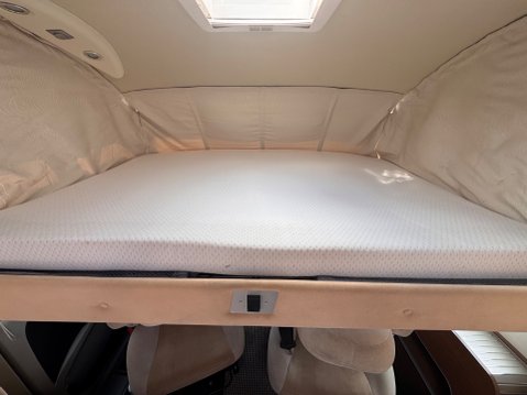 Burstner Aviano i727 33