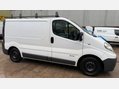 Renault Trafic 2.0 dCi SL27 L1 H1 4dr (Phase 3) 3