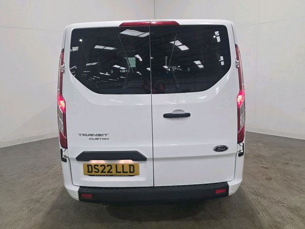 Ford Transit Custom Transit Custom 320 L2 Diesel FWD 2.0 EcoBlue 130ps H1 Trend 9-Seater 7