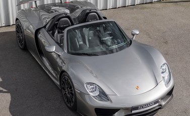 Porsche 918 Spyder 8
